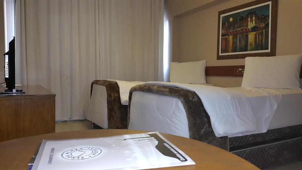 Hotel Portal ซังตานา โด ลิฟวราเมงโต ภายนอก รูปภาพ